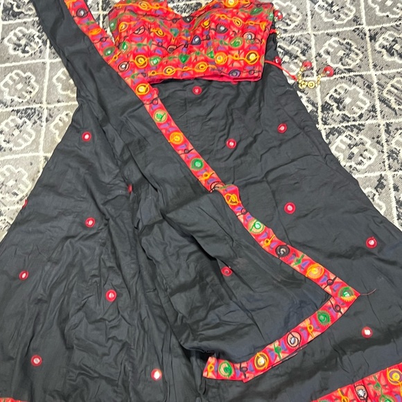 Chaniyacholi with dupatta - Picture 7 of 8